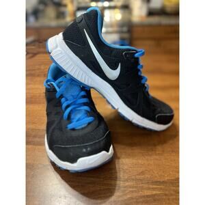 NIKE Revolution 2 555082-010 Kid Black Blue Sneakers Size 7y EU 40 Woman’s 8.5
